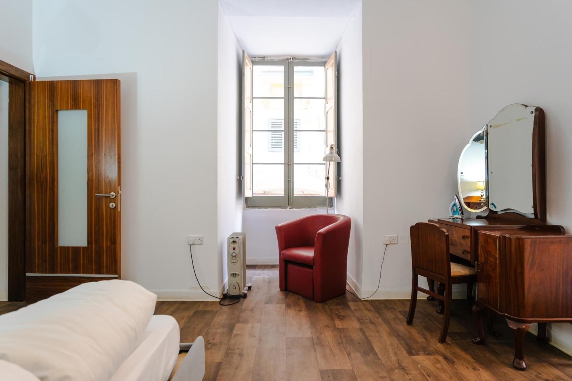 St Mark Two Bedroom Apartment Valletta Eksteriør billede